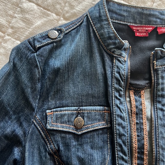Guess like new jean jacket - Picture 4 of 6